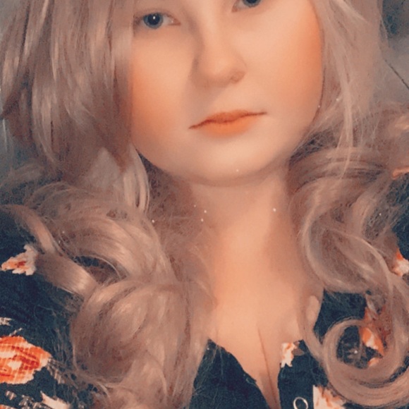 Meet your Posher, Taryn - Picture 3 of 3